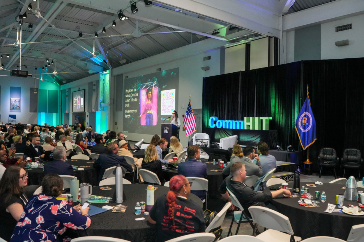 A full room for a CommHIT25 general session