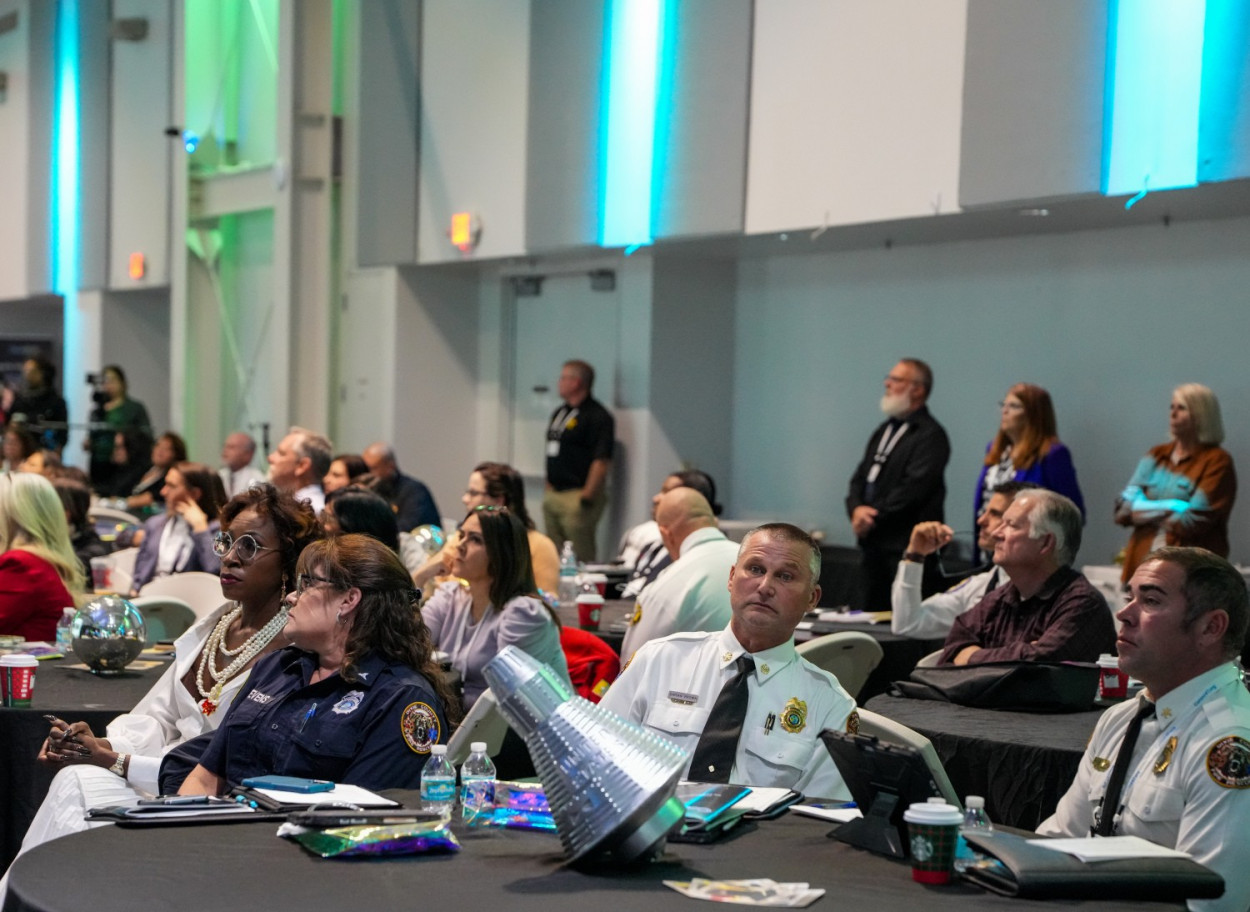 A full room at a Mobile Integrated Health session